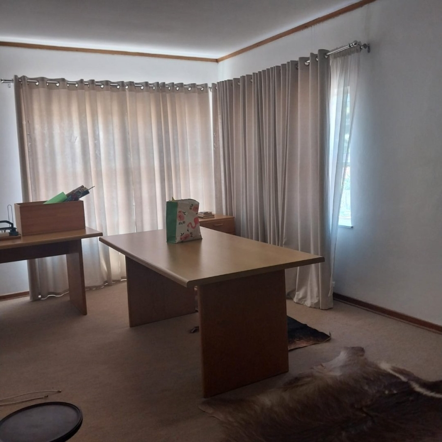 5 Bedroom Property for Sale in El Toro Park Northern Cape